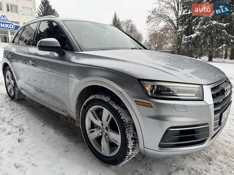 Внедорожник / Кроссовер Audi Q5 2018 в Луцке
