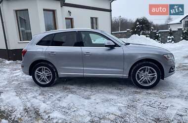 Позашляховик / Кросовер Audi Q5 2016 в Рівному