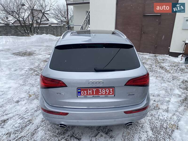 Позашляховик / Кросовер Audi Q5 2016 в Рівному