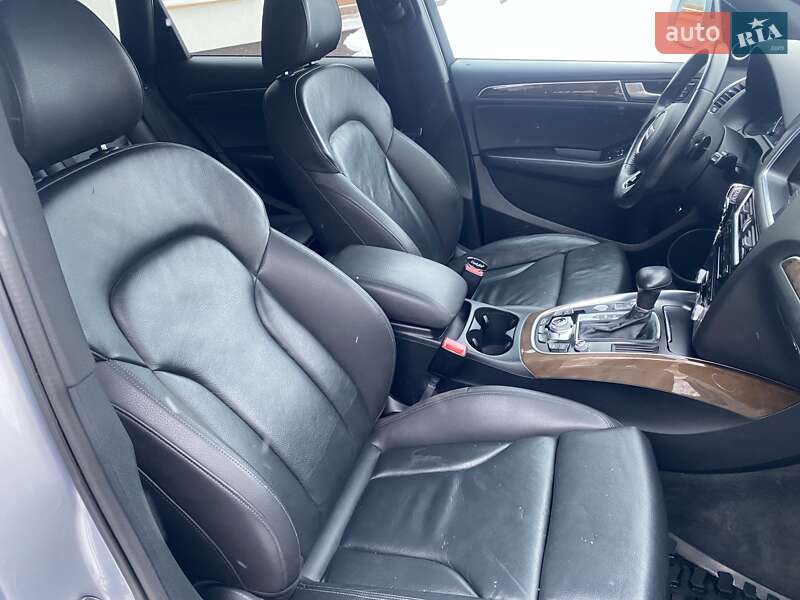 Позашляховик / Кросовер Audi Q5 2016 в Рівному