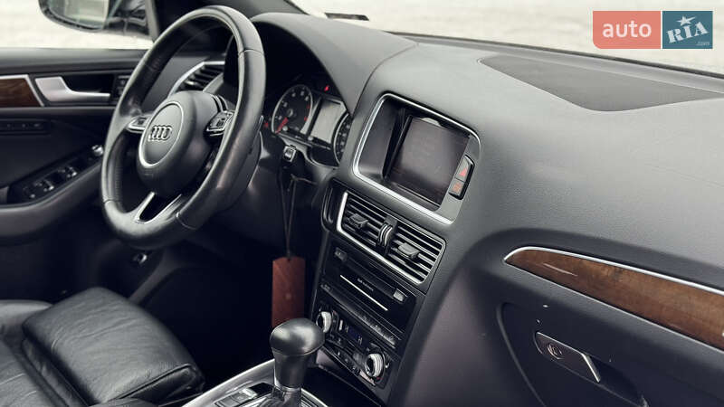 Позашляховик / Кросовер Audi Q5 2016 в Дубні