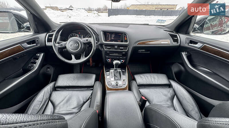 Позашляховик / Кросовер Audi Q5 2016 в Дубні