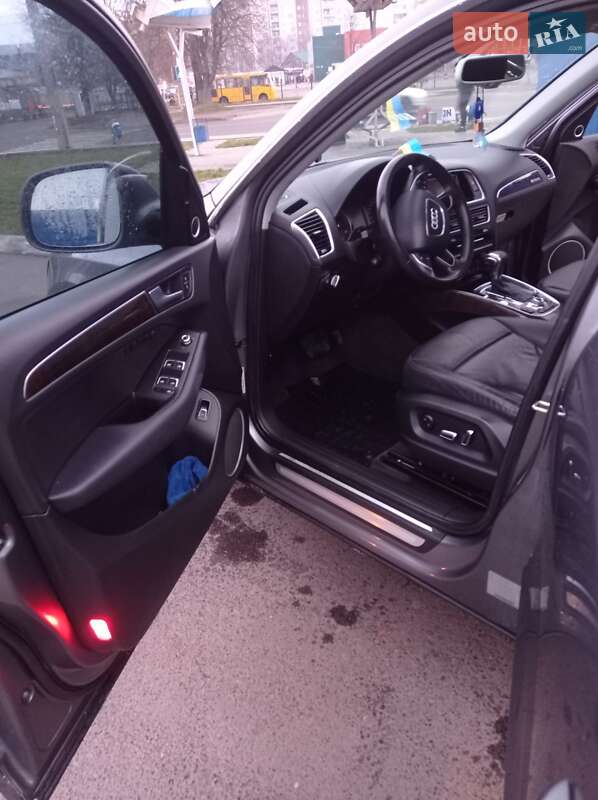Внедорожник / Кроссовер Audi Q5 2014 в Луцке
