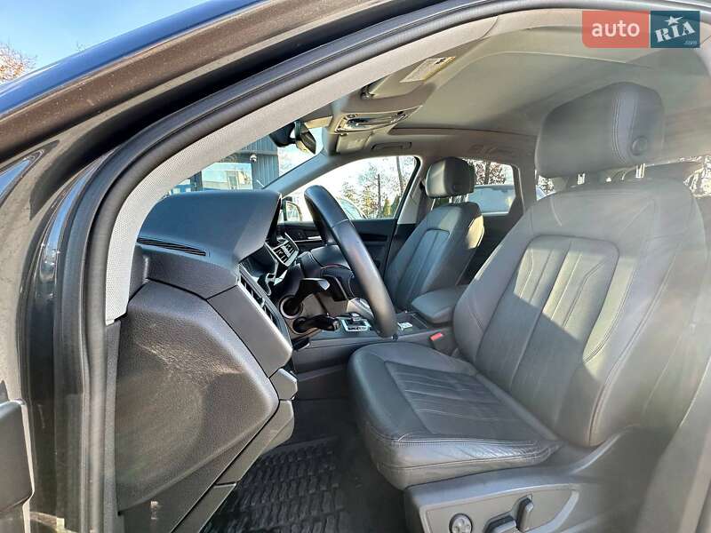 Внедорожник / Кроссовер Audi Q5 2020 в Киеве фото 18 Внедорожник / Кроссовер Audi Q5 2020 в Киеве