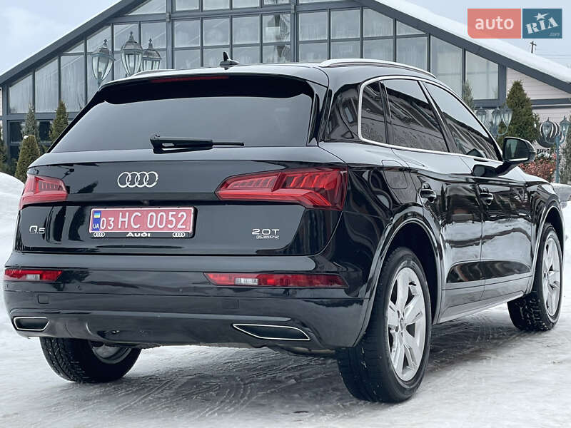 Позашляховик / Кросовер Audi Q5 2018 в Стрию