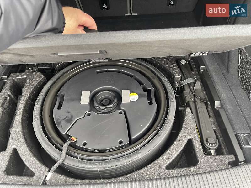 Внедорожник / Кроссовер Audi Q5 2017 в Киеве