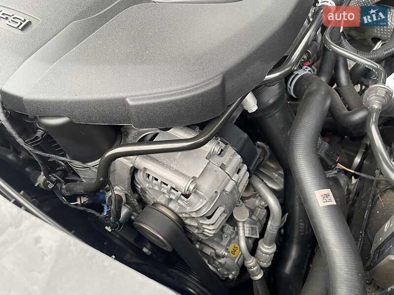 Внедорожник / Кроссовер Audi Q5 2017 в Киеве