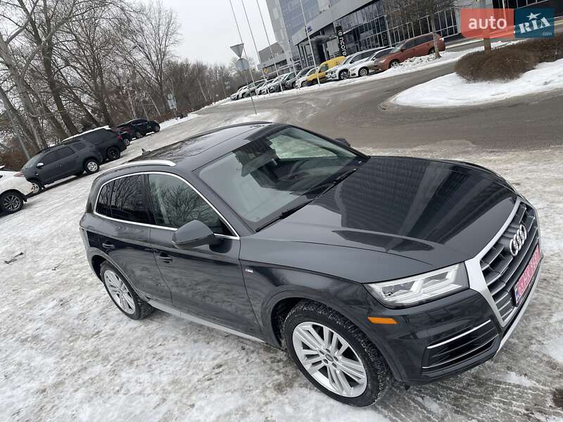 Внедорожник / Кроссовер Audi Q5 2017 в Киеве