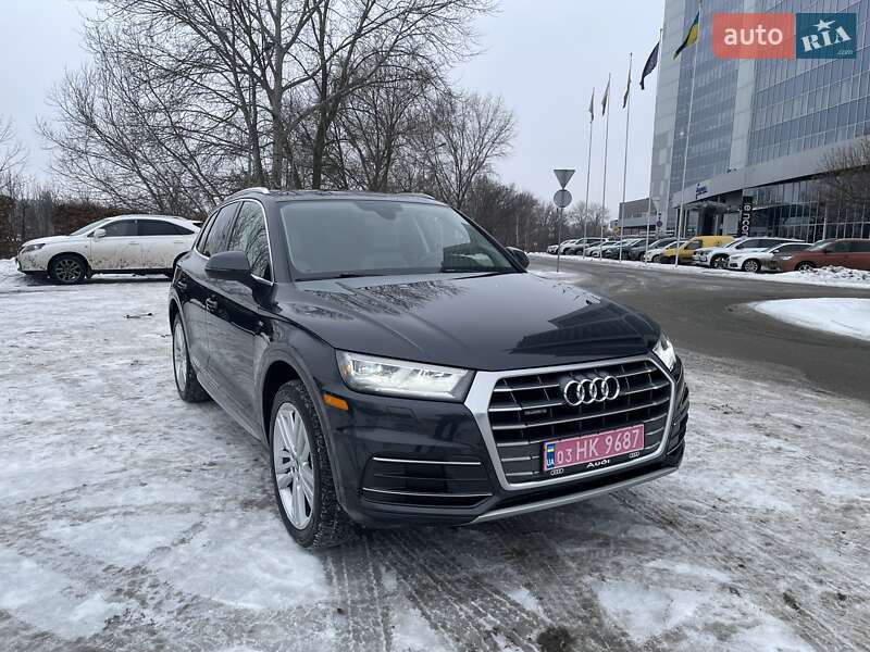 Внедорожник / Кроссовер Audi Q5 2017 в Киеве