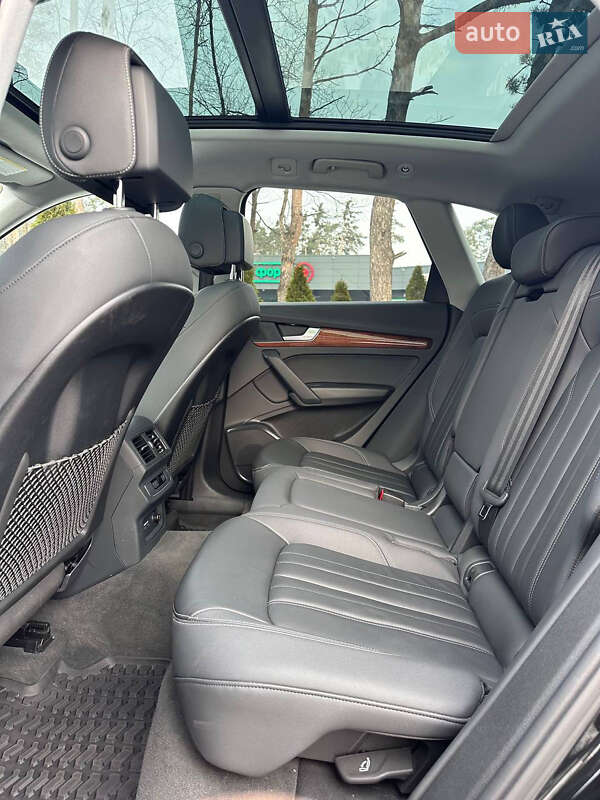 Позашляховик / Кросовер Audi Q5 2023 в Києві