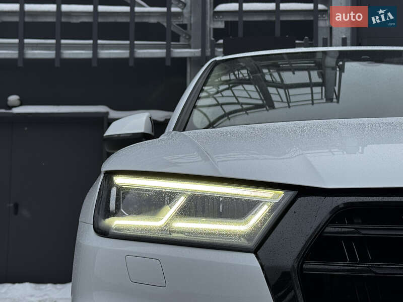 Позашляховик / Кросовер Audi Q5 2018 в Києві