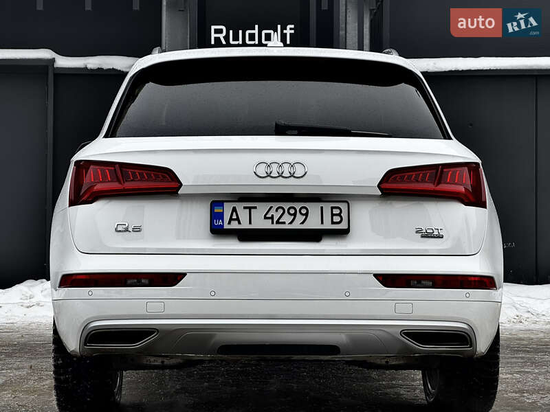 Позашляховик / Кросовер Audi Q5 2018 в Києві