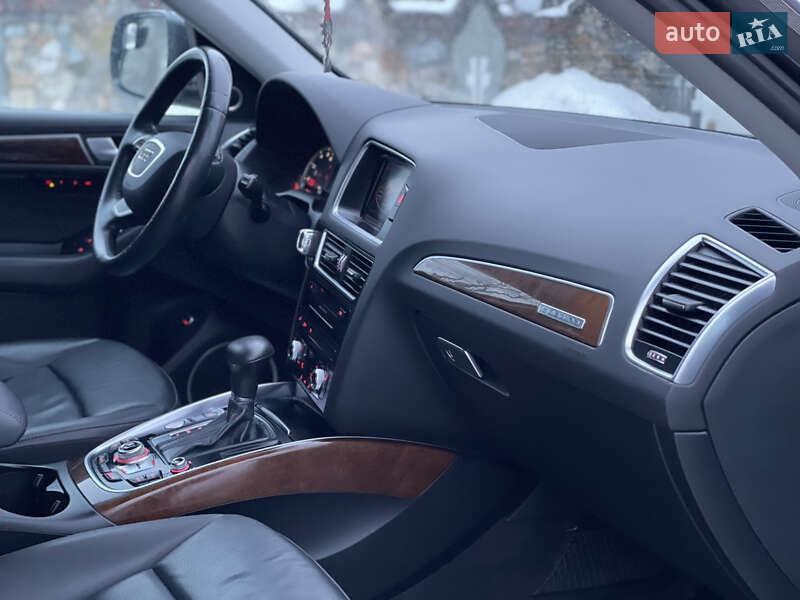 Внедорожник / Кроссовер Audi Q5 2014 в Ивано-Франковске