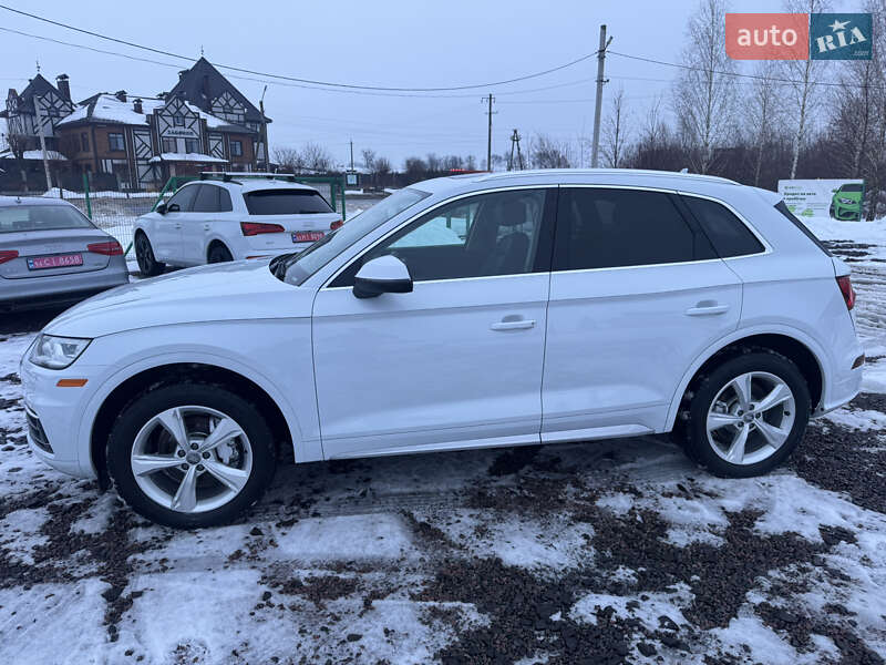 Внедорожник / Кроссовер Audi Q5 2020 в Луцке