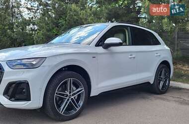 Позашляховик / Кросовер Audi Q5 2021 в Запоріжжі