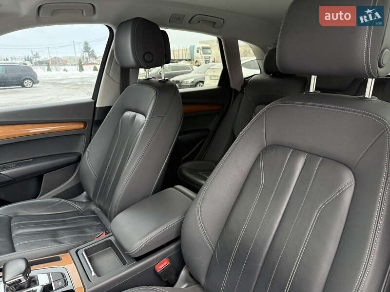 Позашляховик / Кросовер Audi Q5 2020 в Стрию