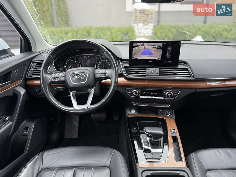 Позашляховик / Кросовер Audi Q5 2020 в Стрию