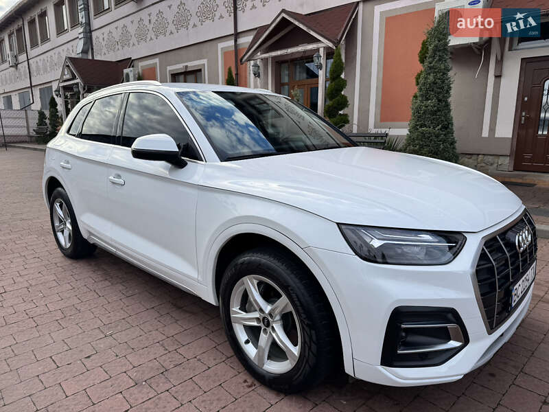 Позашляховик / Кросовер Audi Q5 2020 в Стрию