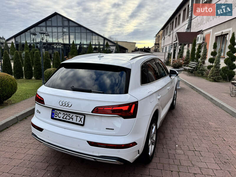 Позашляховик / Кросовер Audi Q5 2020 в Стрию