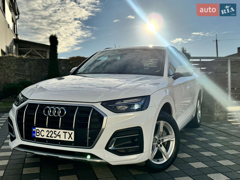 Позашляховик / Кросовер Audi Q5 2020 в Стрию