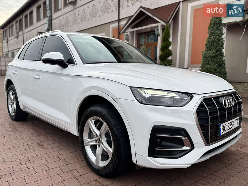 Позашляховик / Кросовер Audi Q5 2020 в Стрию