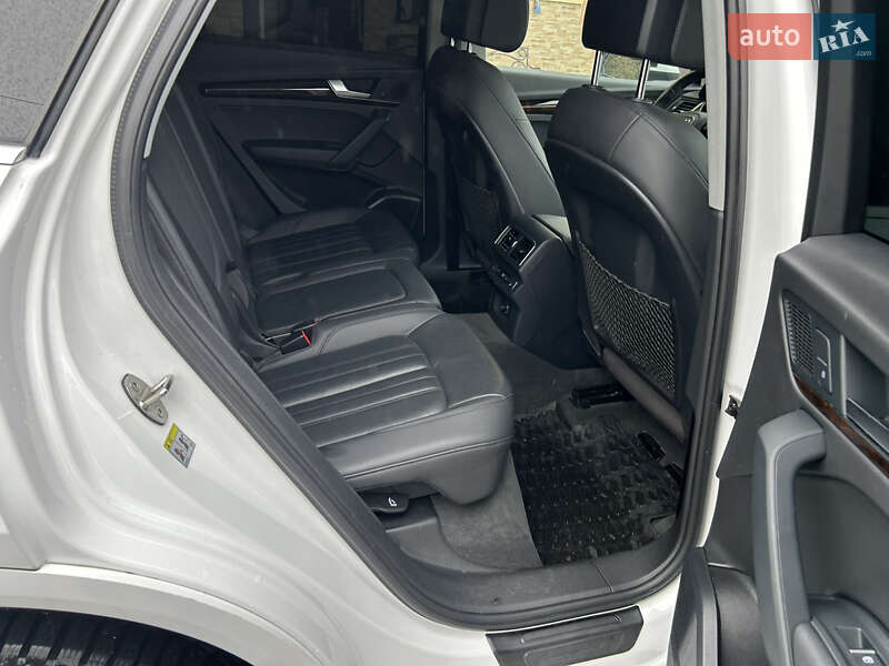 Позашляховик / Кросовер Audi Q5 2017 в Коломиї