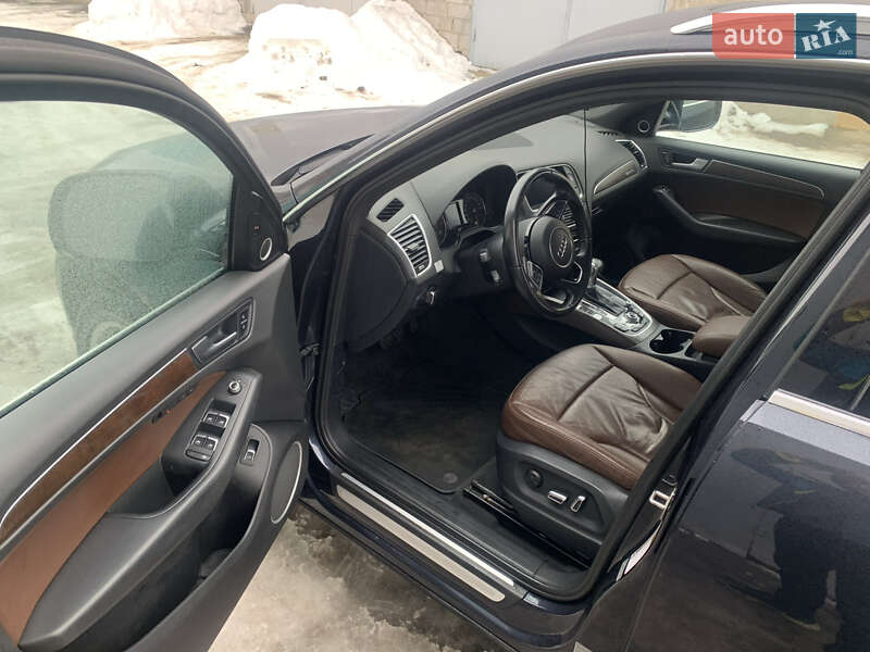 Позашляховик / Кросовер Audi Q5 2015 в Львові