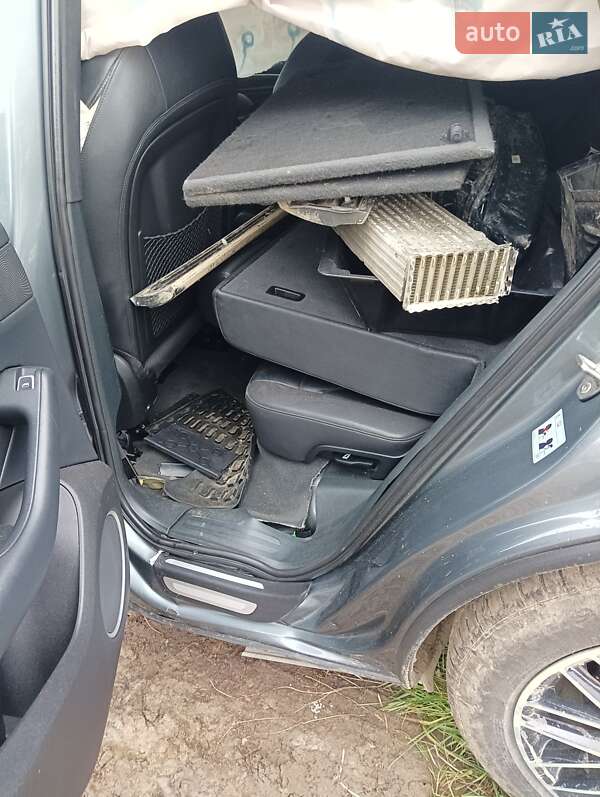 Позашляховик / Кросовер Audi Q5 2016 в Виноградові