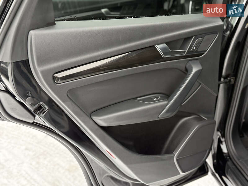 Внедорожник / Кроссовер Audi Q5 2019 в Стрые фото 47 Внедорожник / Кроссовер Audi Q5 2019 в Стрые