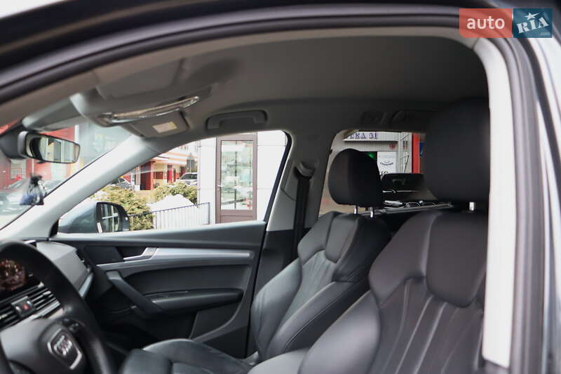 Позашляховик / Кросовер Audi Q5 2020 в Львові