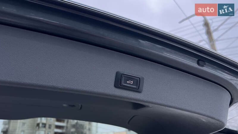 Внедорожник / Кроссовер Audi Q5 2015 в Львове