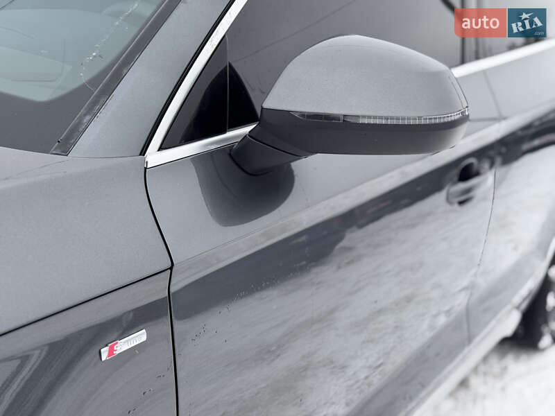 Позашляховик / Кросовер Audi Q5 2023 в Івано-Франківську