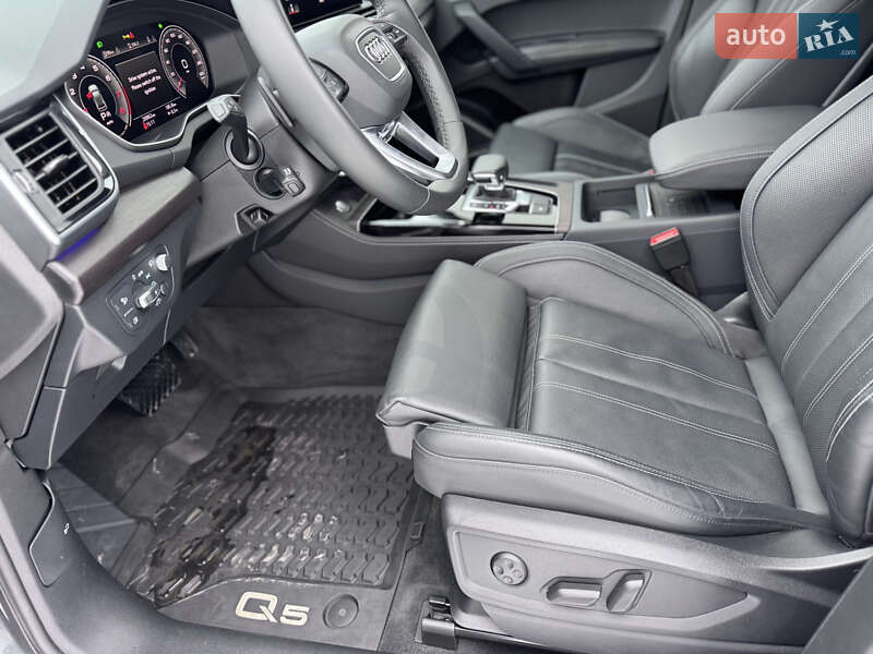 Позашляховик / Кросовер Audi Q5 2023 в Івано-Франківську