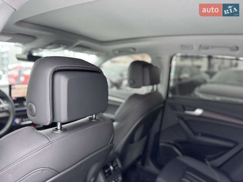 Позашляховик / Кросовер Audi Q5 2023 в Івано-Франківську