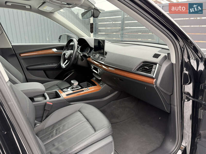 Позашляховик / Кросовер Audi Q5 2020 в Стрию