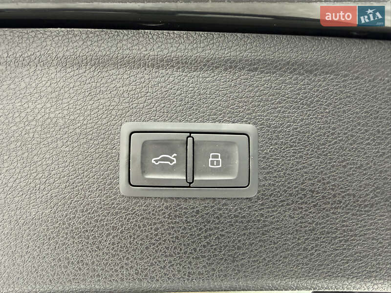 Позашляховик / Кросовер Audi Q5 2020 в Стрию