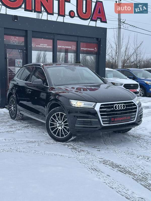 Позашляховик / Кросовер Audi Q5 2018 в Білогородці фото 4 Позашляховик / Кросовер Audi Q5 2018 в Білогородці