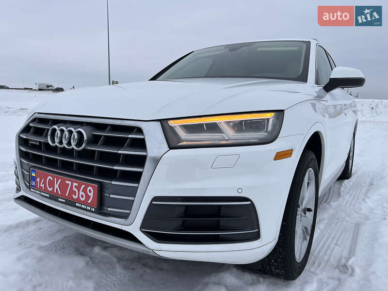 Позашляховик / Кросовер Audi Q5 2018 в Львові