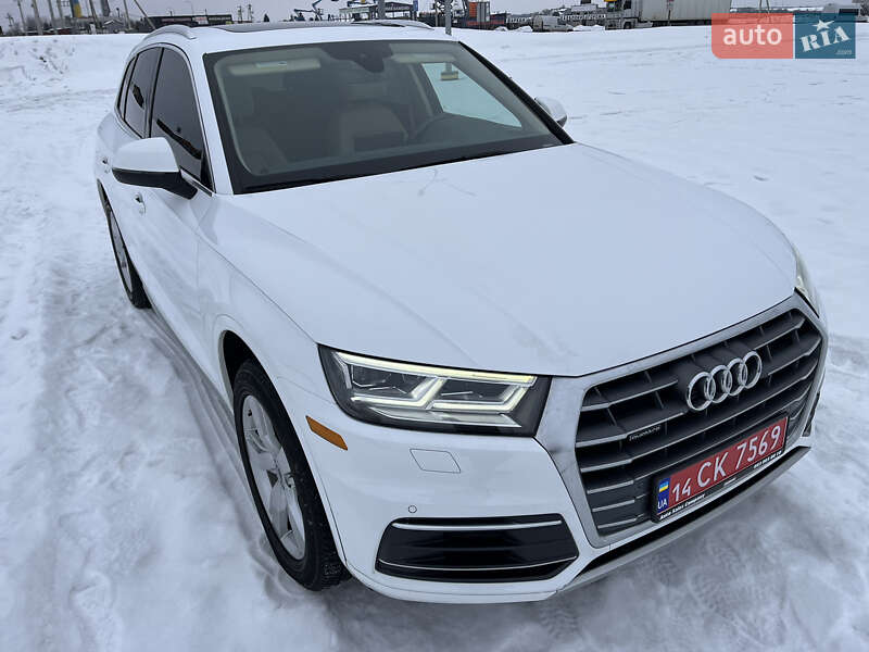 Позашляховик / Кросовер Audi Q5 2018 в Львові