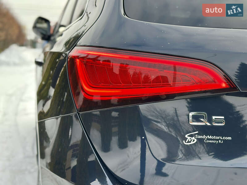 Позашляховик / Кросовер Audi Q5 2015 в Києві