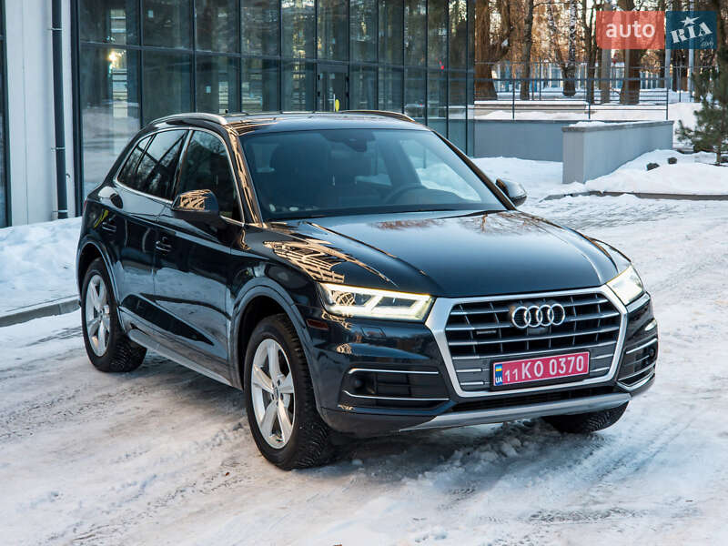 Внедорожник / Кроссовер Audi Q5 2019 в Ровно фото Внедорожник / Кроссовер Audi Q5 2019 в Ровно