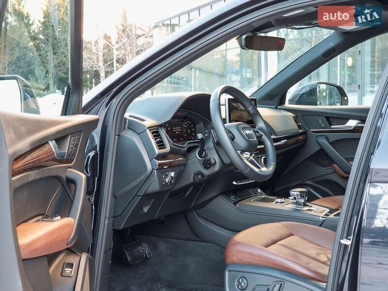 Внедорожник / Кроссовер Audi Q5 2019 в Ровно фото 26 Внедорожник / Кроссовер Audi Q5 2019 в Ровно