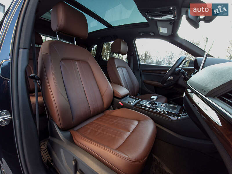 Внедорожник / Кроссовер Audi Q5 2019 в Ровно фото 3 Внедорожник / Кроссовер Audi Q5 2019 в Ровно