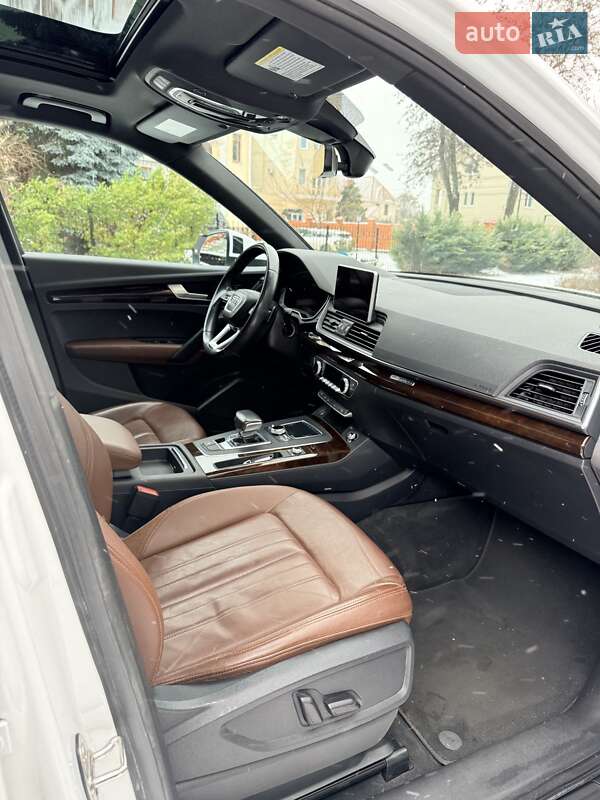 Позашляховик / Кросовер Audi Q5 2018 в Одесі