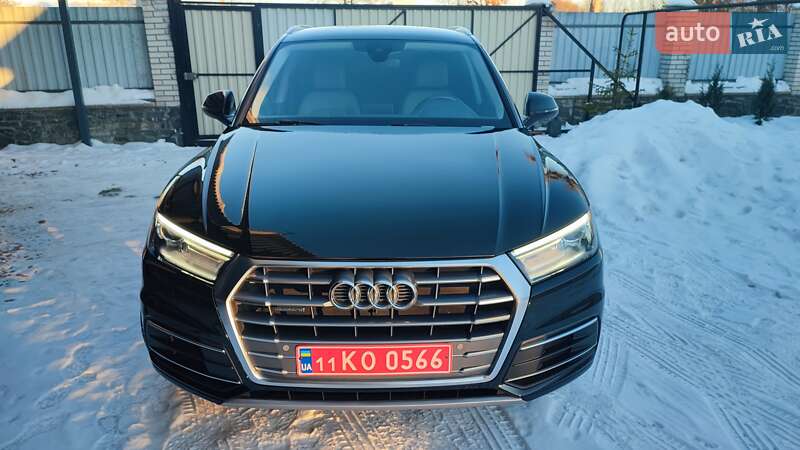 Позашляховик / Кросовер Audi Q5 2019 в Житомирі