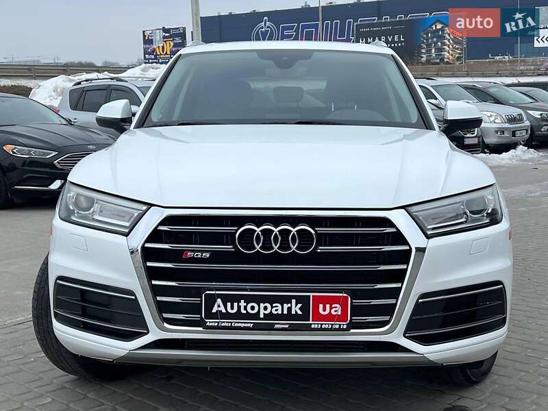 Позашляховик / Кросовер Audi Q5 2017 в Львові
