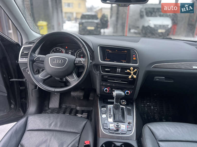 Позашляховик / Кросовер Audi Q5 2015 в Коломиї