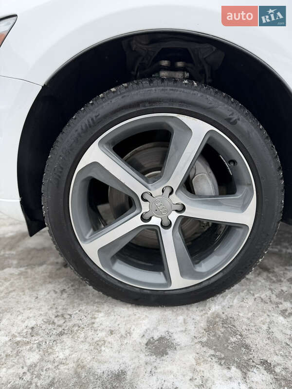 Позашляховик / Кросовер Audi Q5 2015 в Шепетівці