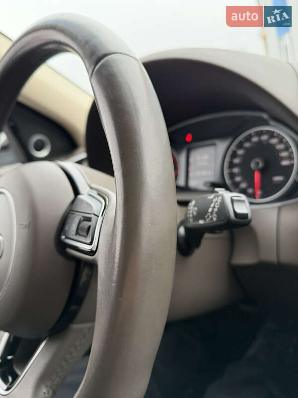 Позашляховик / Кросовер Audi Q5 2015 в Шепетівці