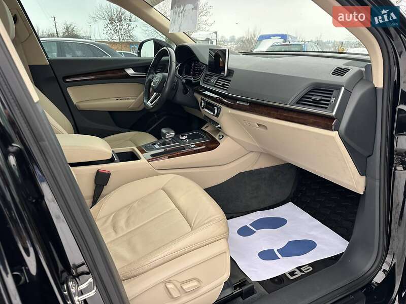 Внедорожник / Кроссовер Audi Q5 2018 в Казатине